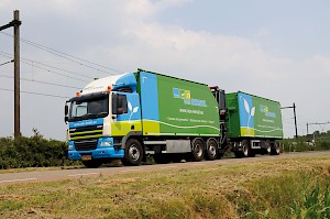 Vrachtwagen groenafval Van Iersel Compost